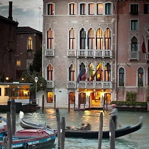 Pesaro Palace Отель Венеция