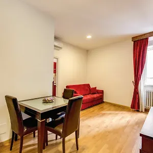 Apollo Colosseo Appartement