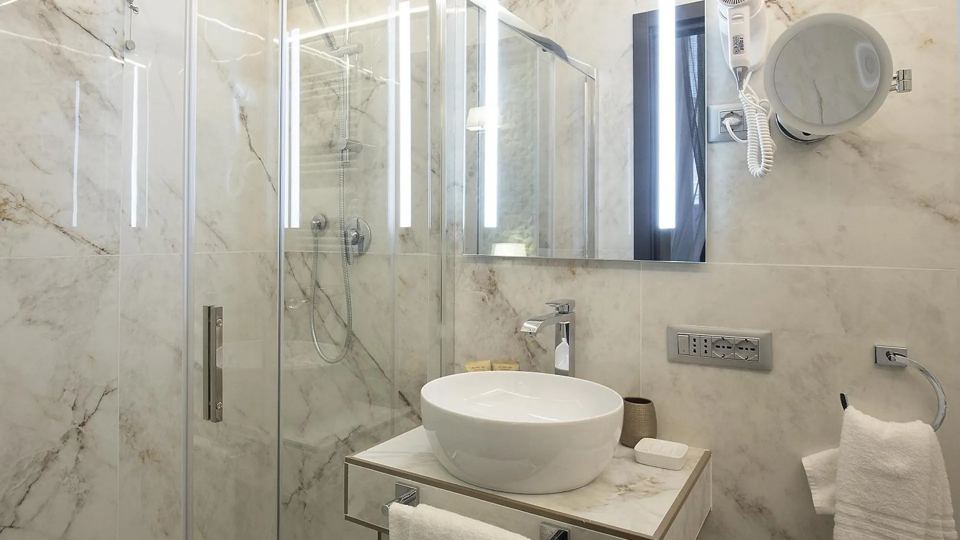 Antica Dimora Delle Cinque Lune Rom Hotel