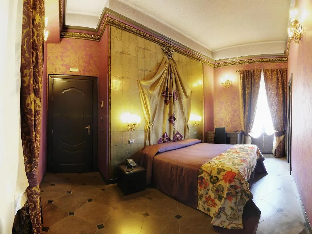 Antica Dimora Delle Cinque Lune Rome Italy