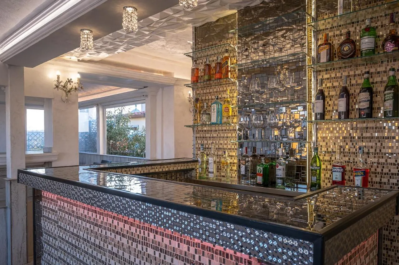 Hotel Antica Dimora Delle Cinque Lune Rome