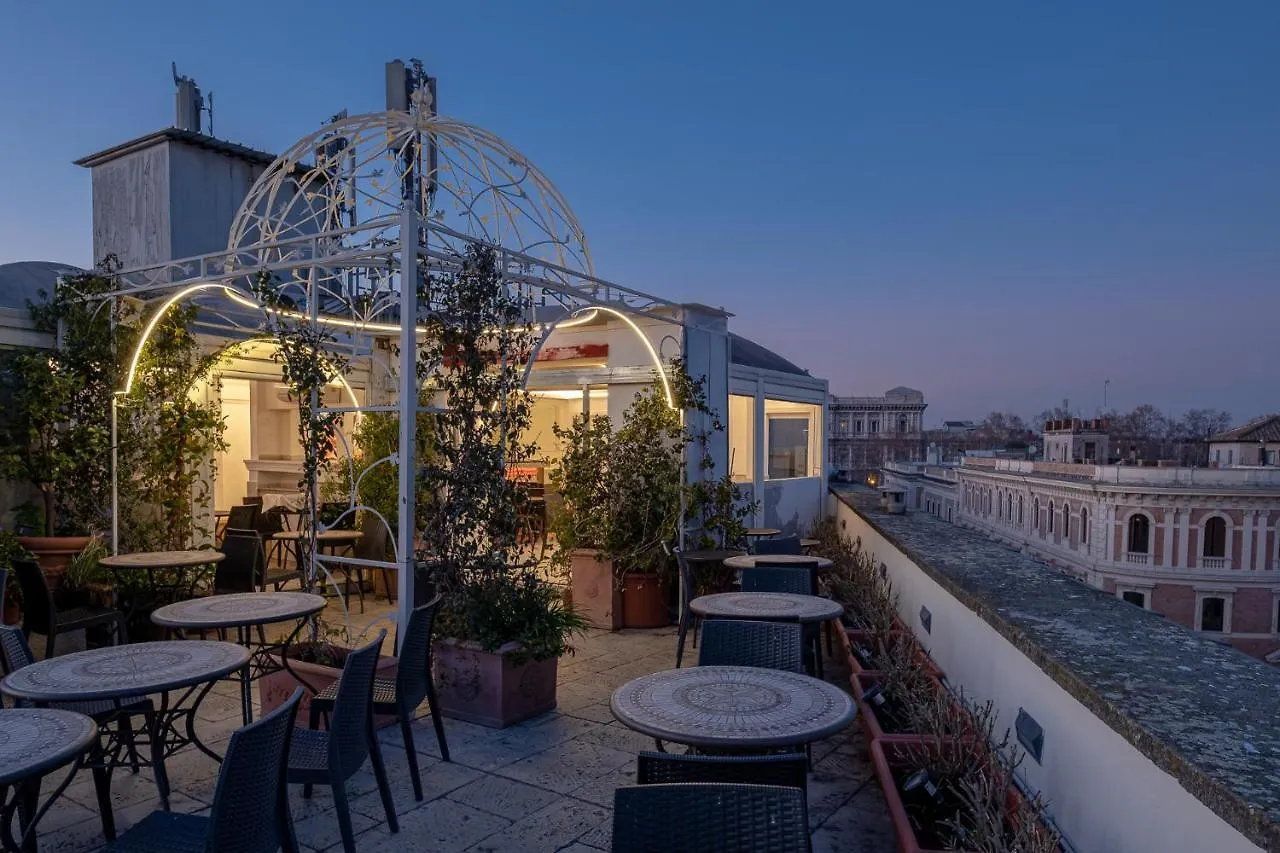 Antica Dimora Delle Cinque Lune Rom Hotel