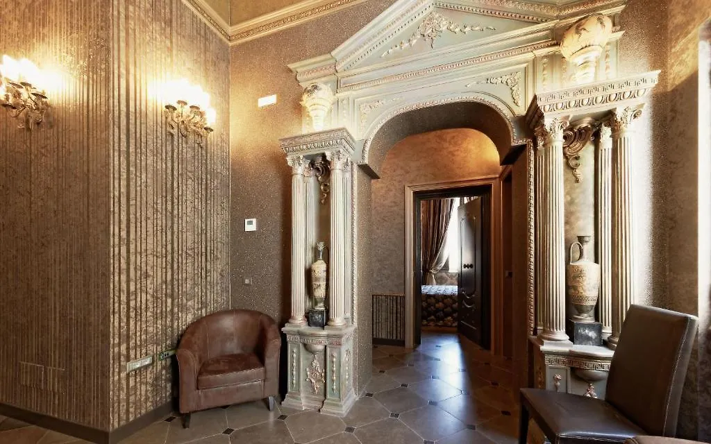 Antica Dimora Delle Cinque Lune Roma Hotel