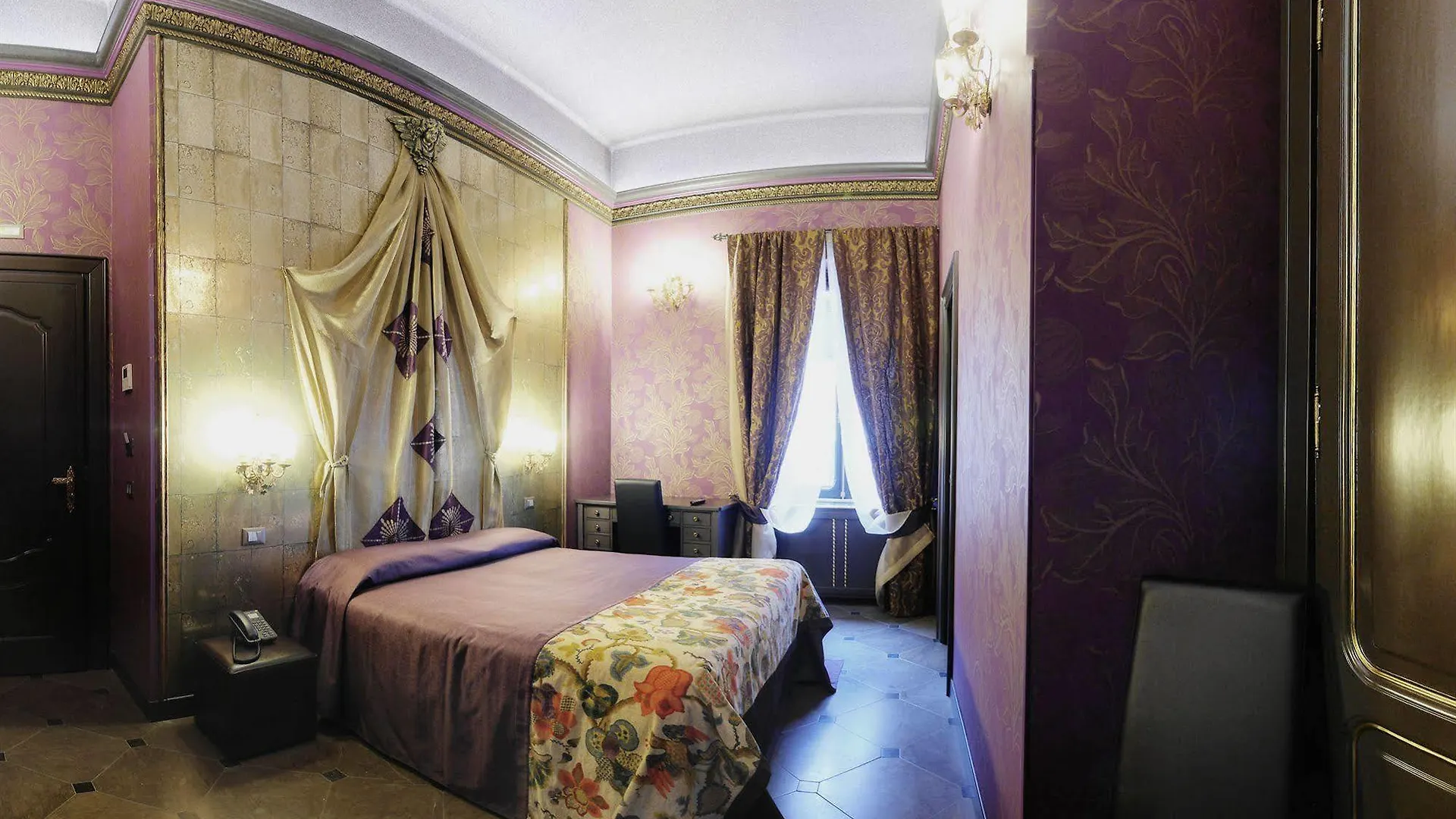 *** Hotel Antica Dimora Delle Cinque Lune Roma Italia